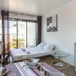1 Bedroom Lovely In *