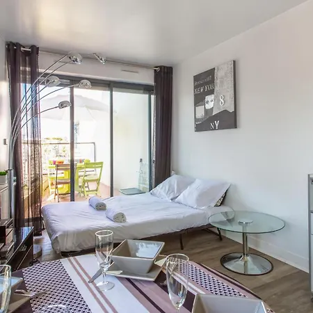 1 Bedroom Lovely In *