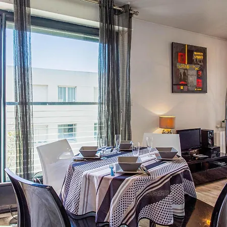 Apartman 1 Bedroom Cozy In La Rochelle