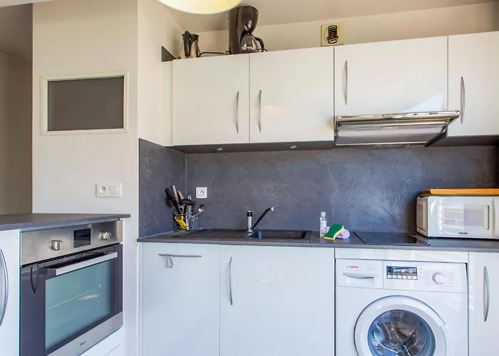 1 Bedroom Cozy In 아파트 *